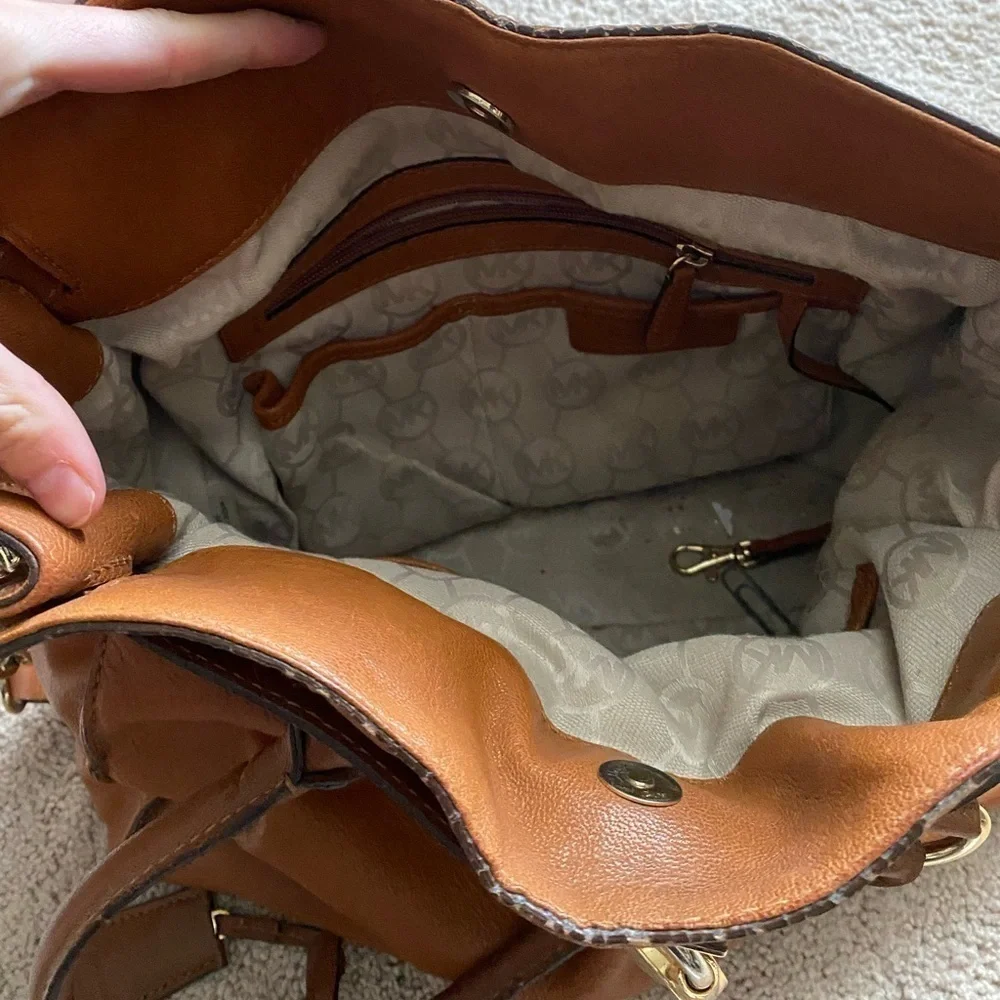Michael Kors- 100% Brown Leather Large Hamilton Hand Bag with Gold Metal